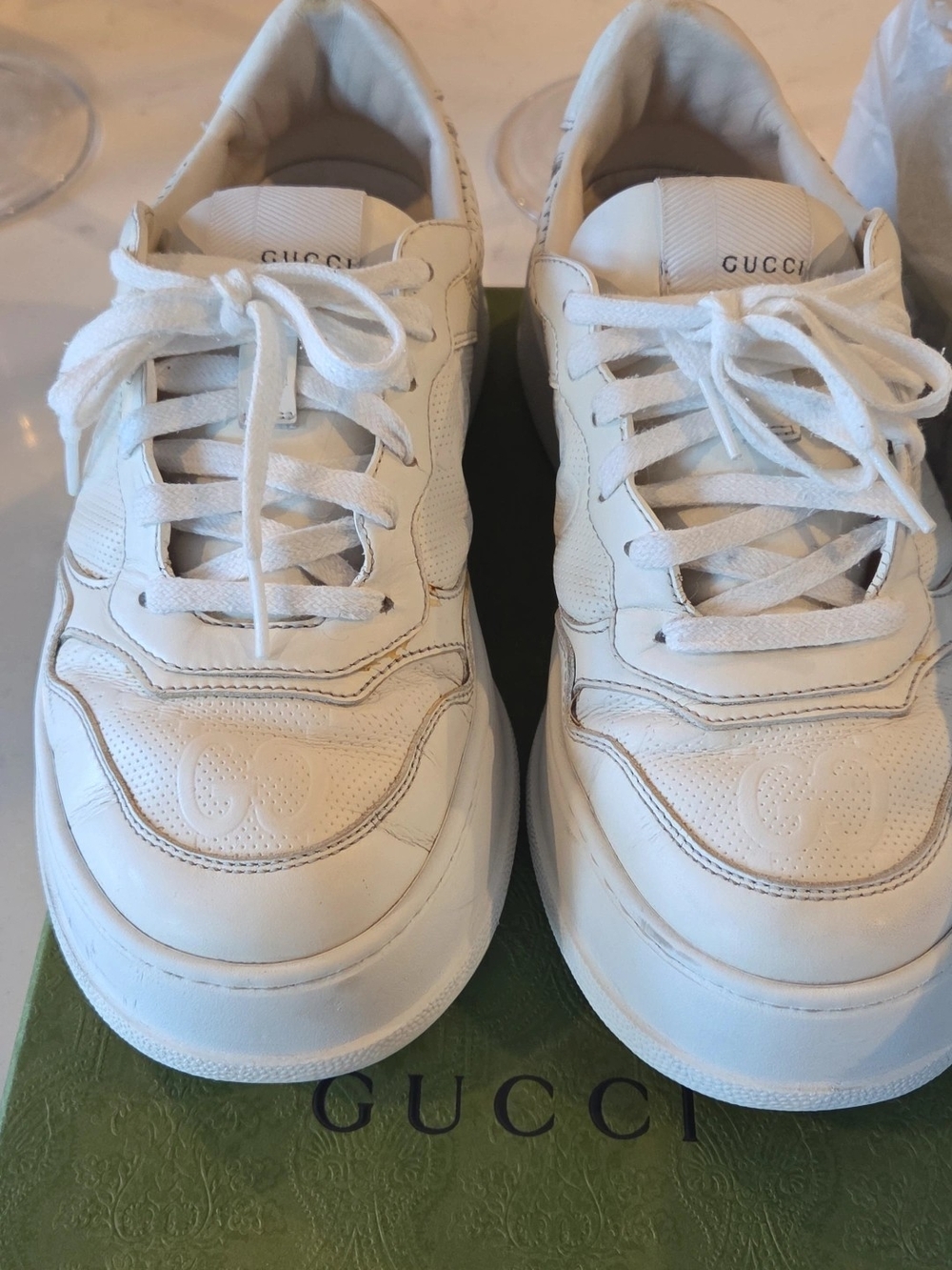 Gucci Womens White Leather Low-Top Sneakers